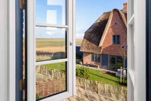 Ausblick aus Schlafzimmer zwei im OG