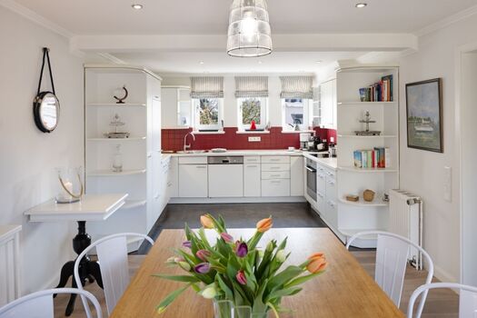 Küche und Essbereich