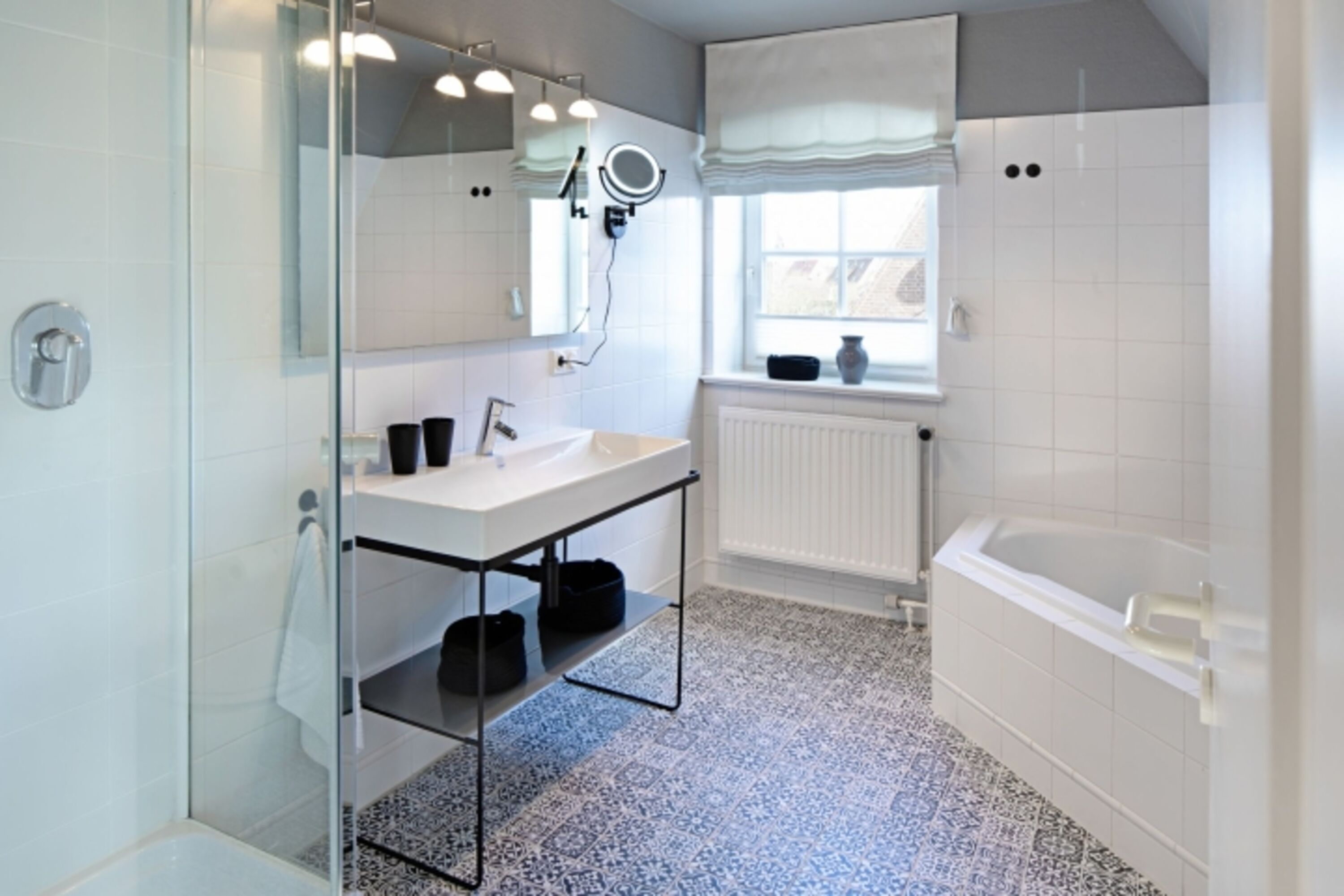 Badezimmer eins