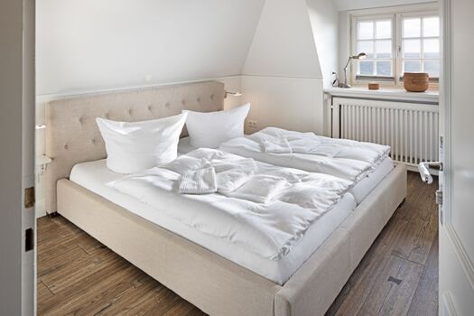 Schlafzimmer eins OG