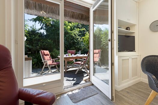 Wohnbereich und Terrasse