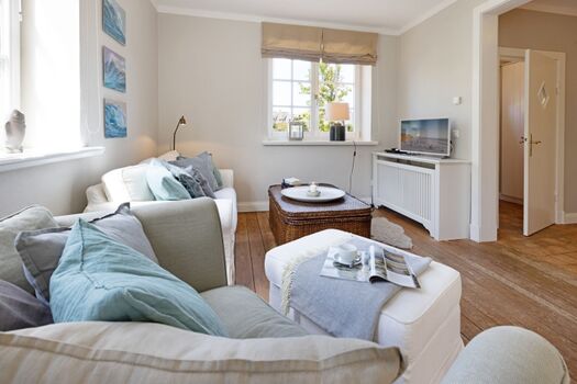 Wohnbereich mit Kamin