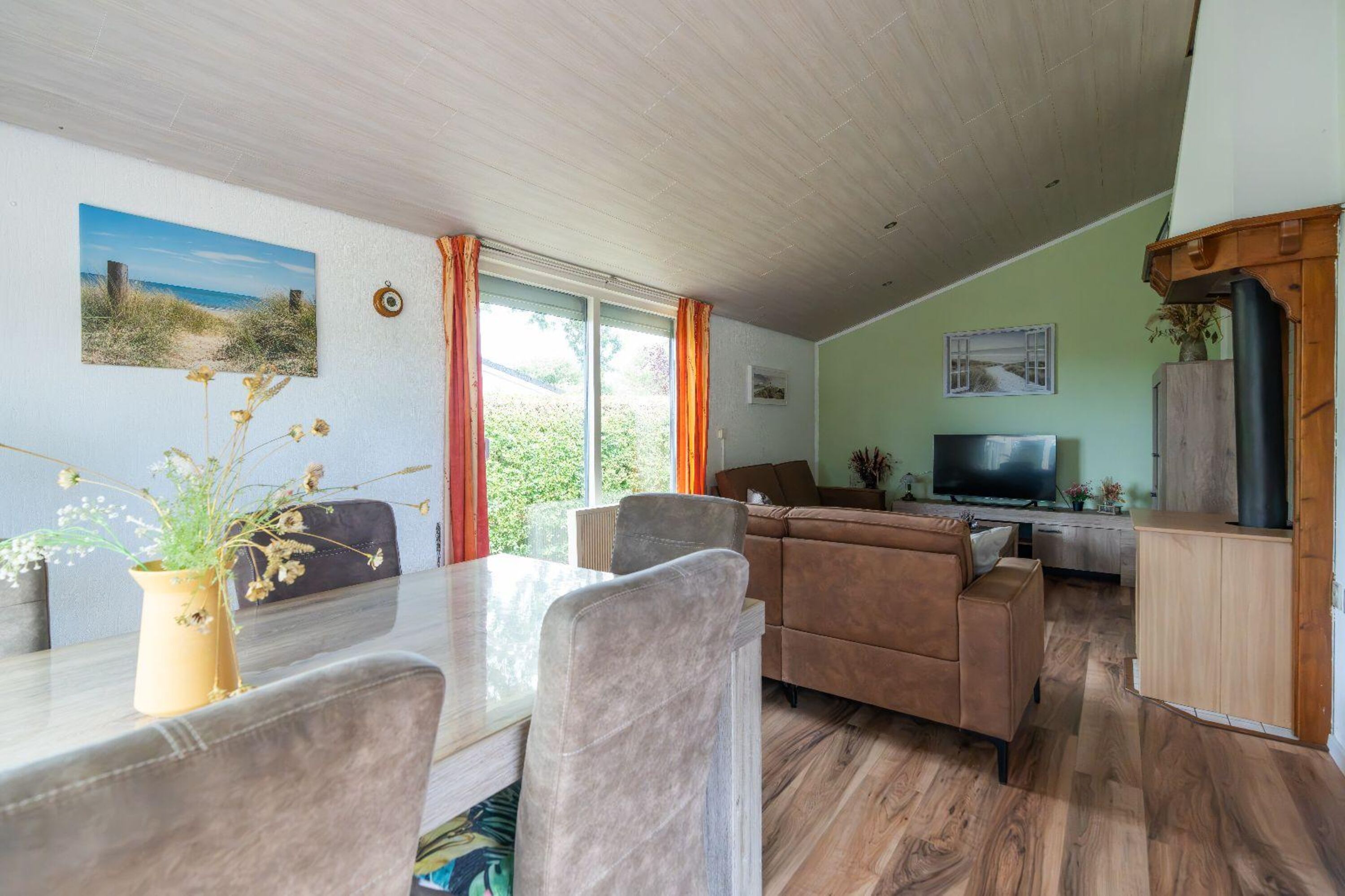 Das helle Wohnzimmer