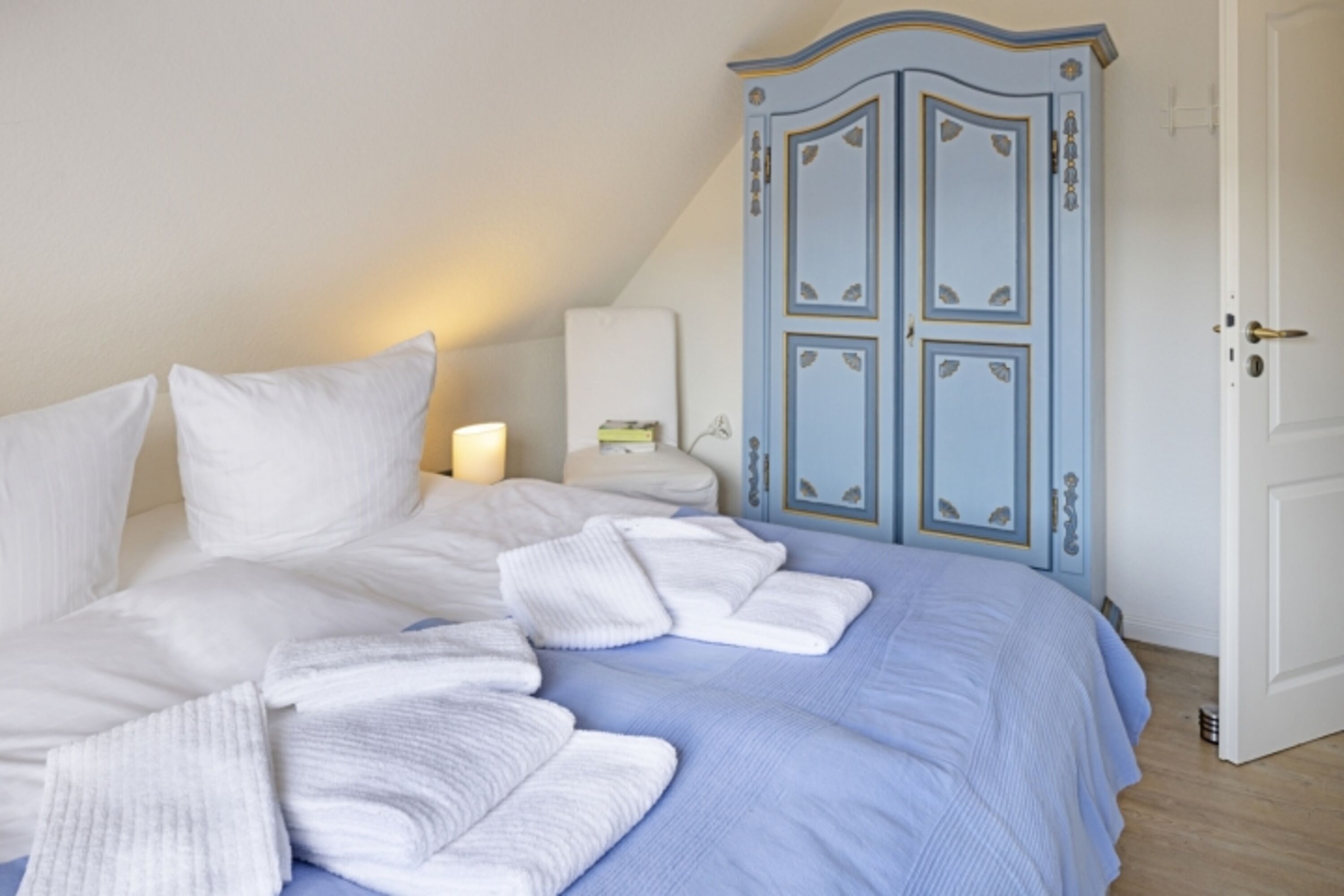Schlafzimmer eins
