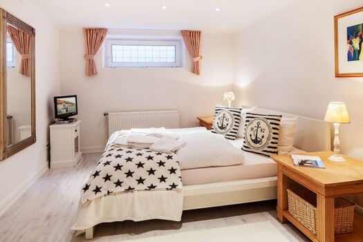 Schlafzimmer vier im Souterrain