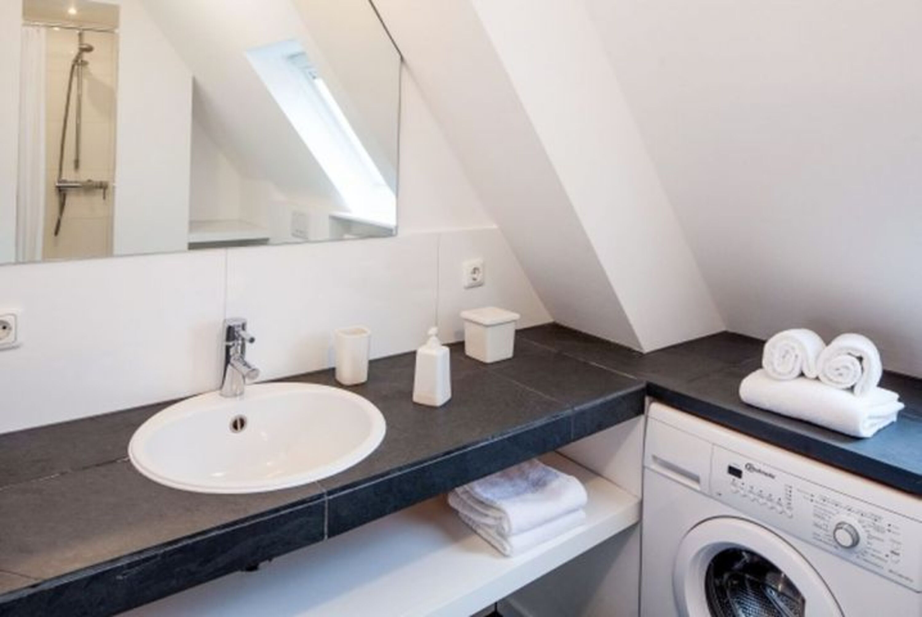 Badezimmer 2