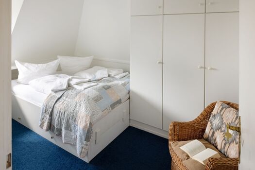 Schlafzimmer eins im OG