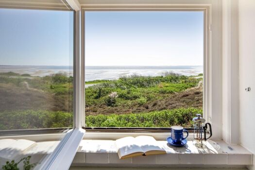 Schlafzimmer eins im OG mit Meerblick