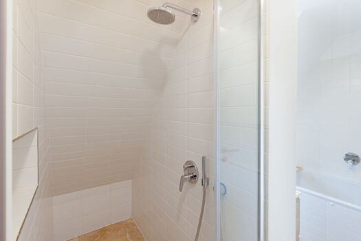 Badezimmer zwei im OG