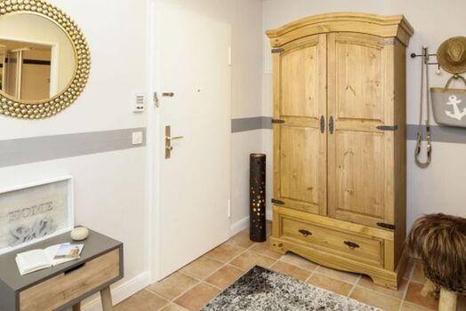 Flur und Eingangsbereich