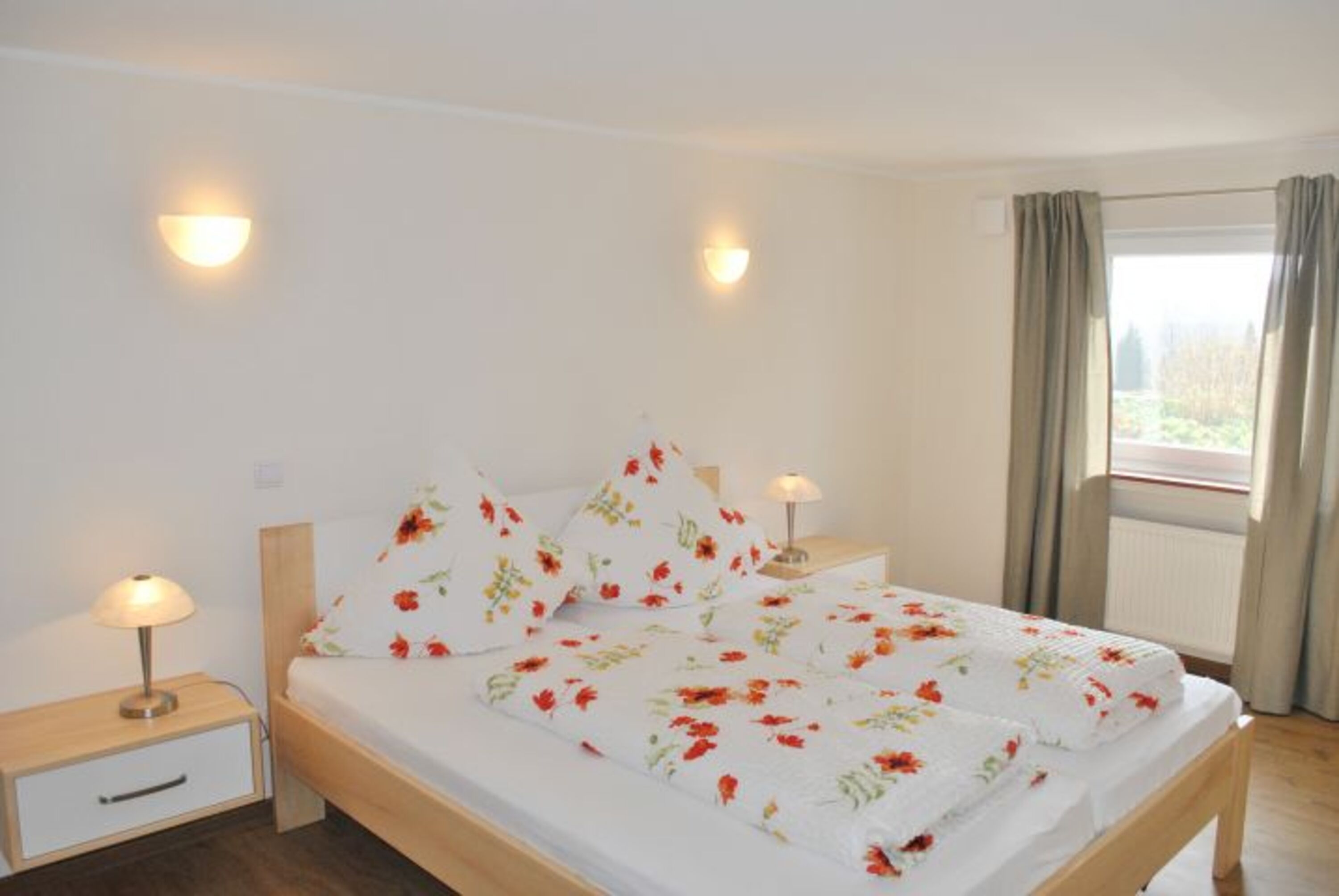 Wohnung B- Schlafzimmer
