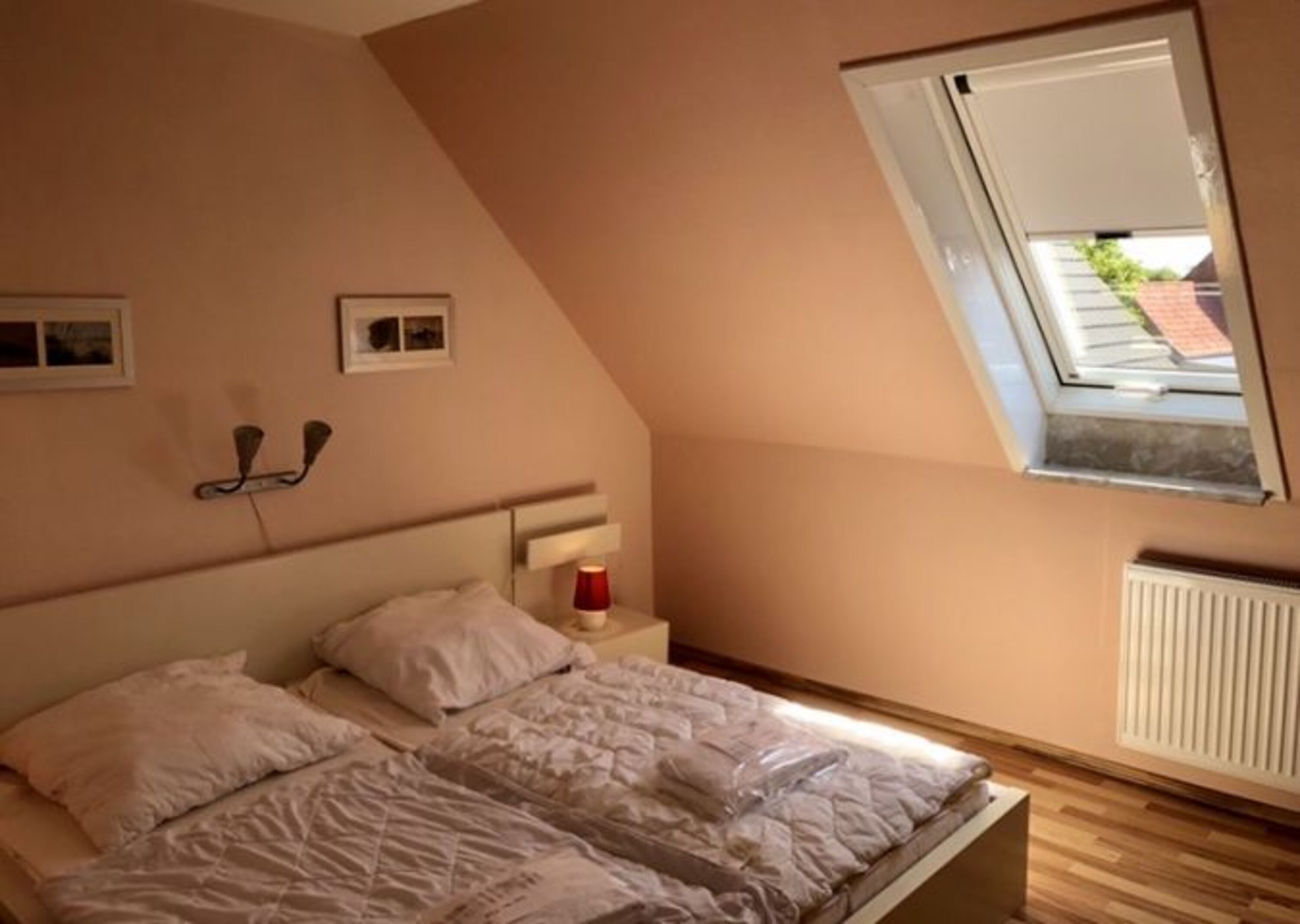 Schlafzimmer 2