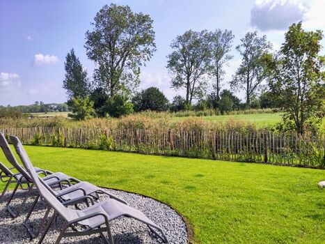 Komplett umzäunter Garten