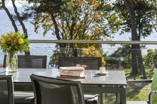 traumhafter Ausblick von der großen Sonnenterrasse