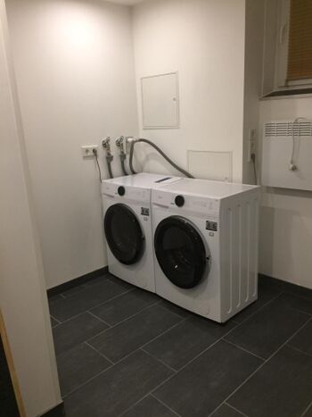 Waschmaschine und Trockner
