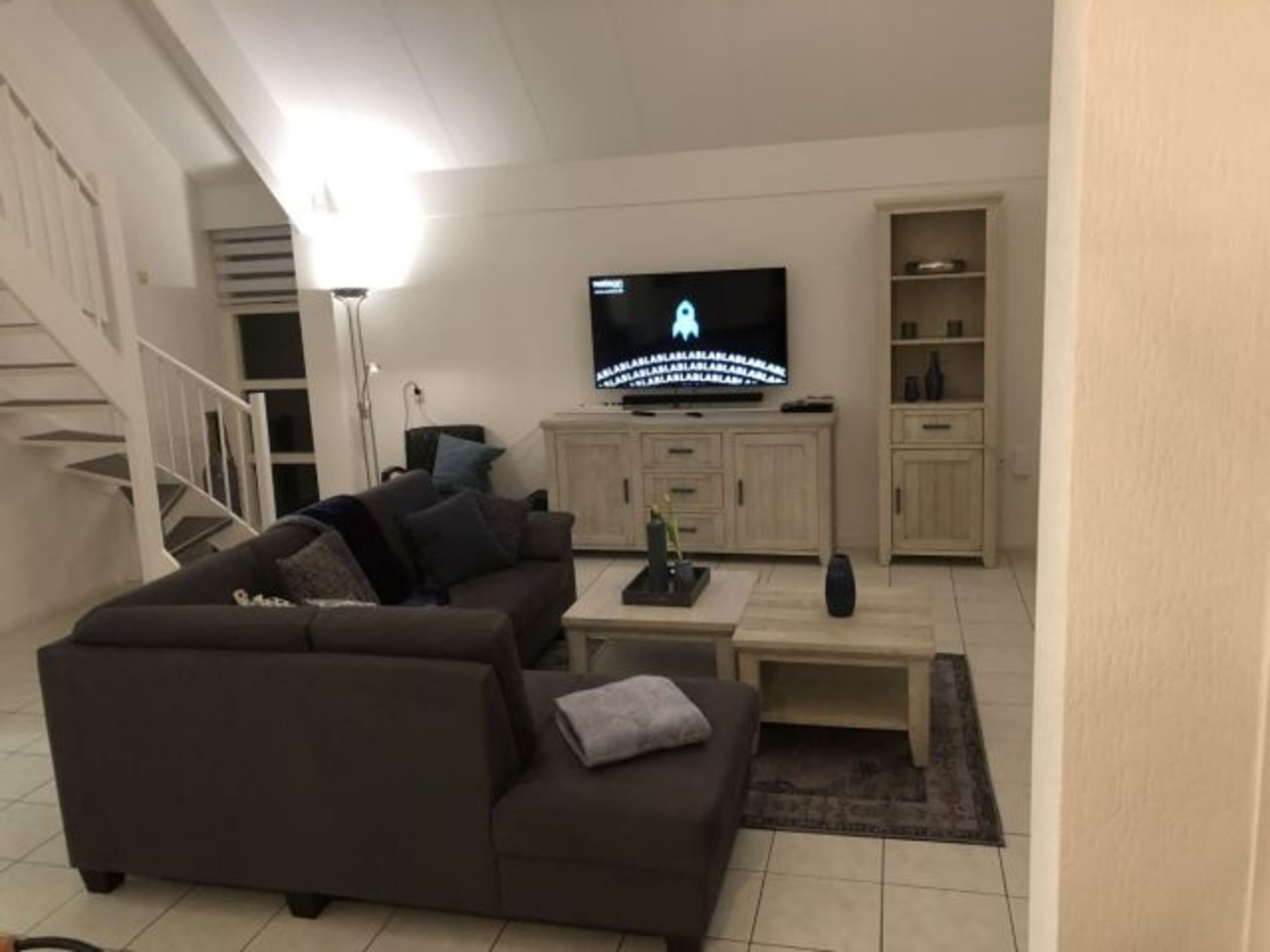 großes offenes Wohnzimmer