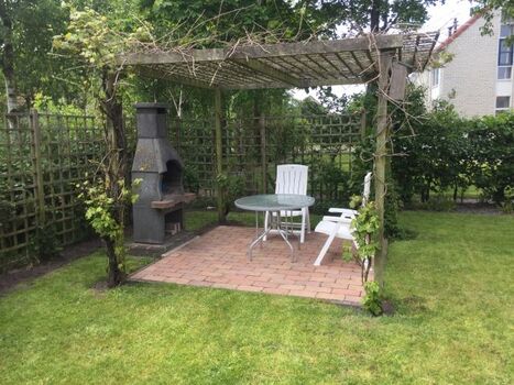 Grillplatz unter Reben