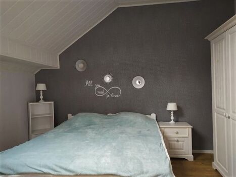 ..Mit gr.Doppelbett und ein Einzelbett