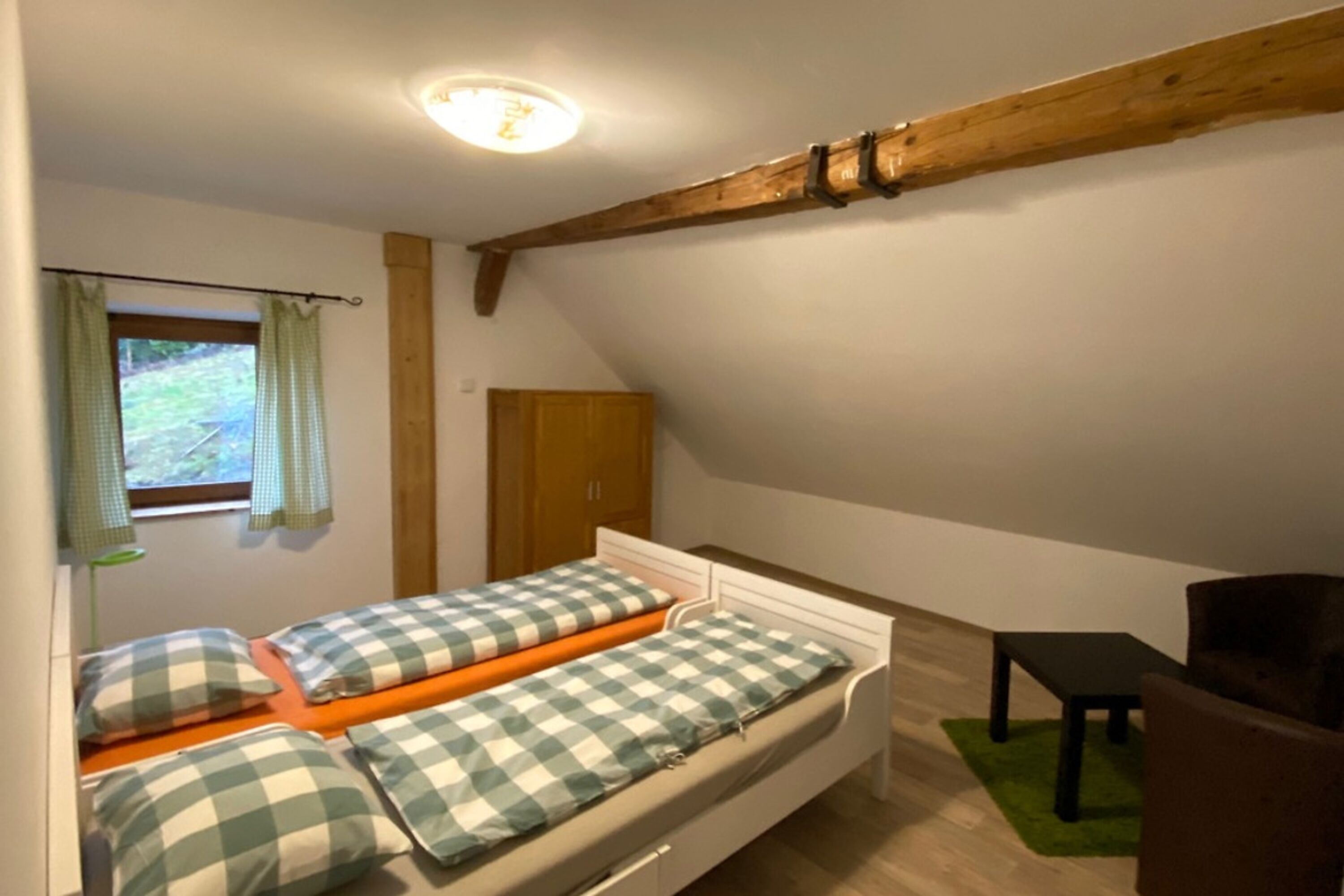 Schlafzimmer 3: Doppelbett oder auch 2x Einzelbetten möglich.