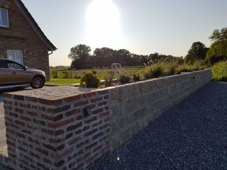 Parkplätze vorm Haus