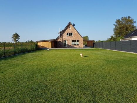 Eingezäunter Garten 