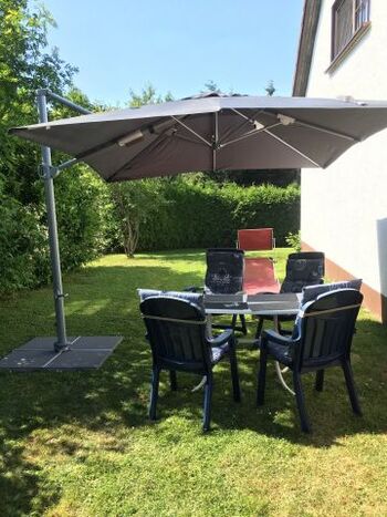 Sitzplatz am Giebel des Hauses