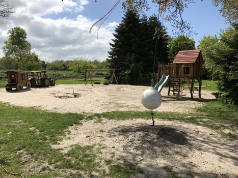 Spielplatz auf dem Hof
