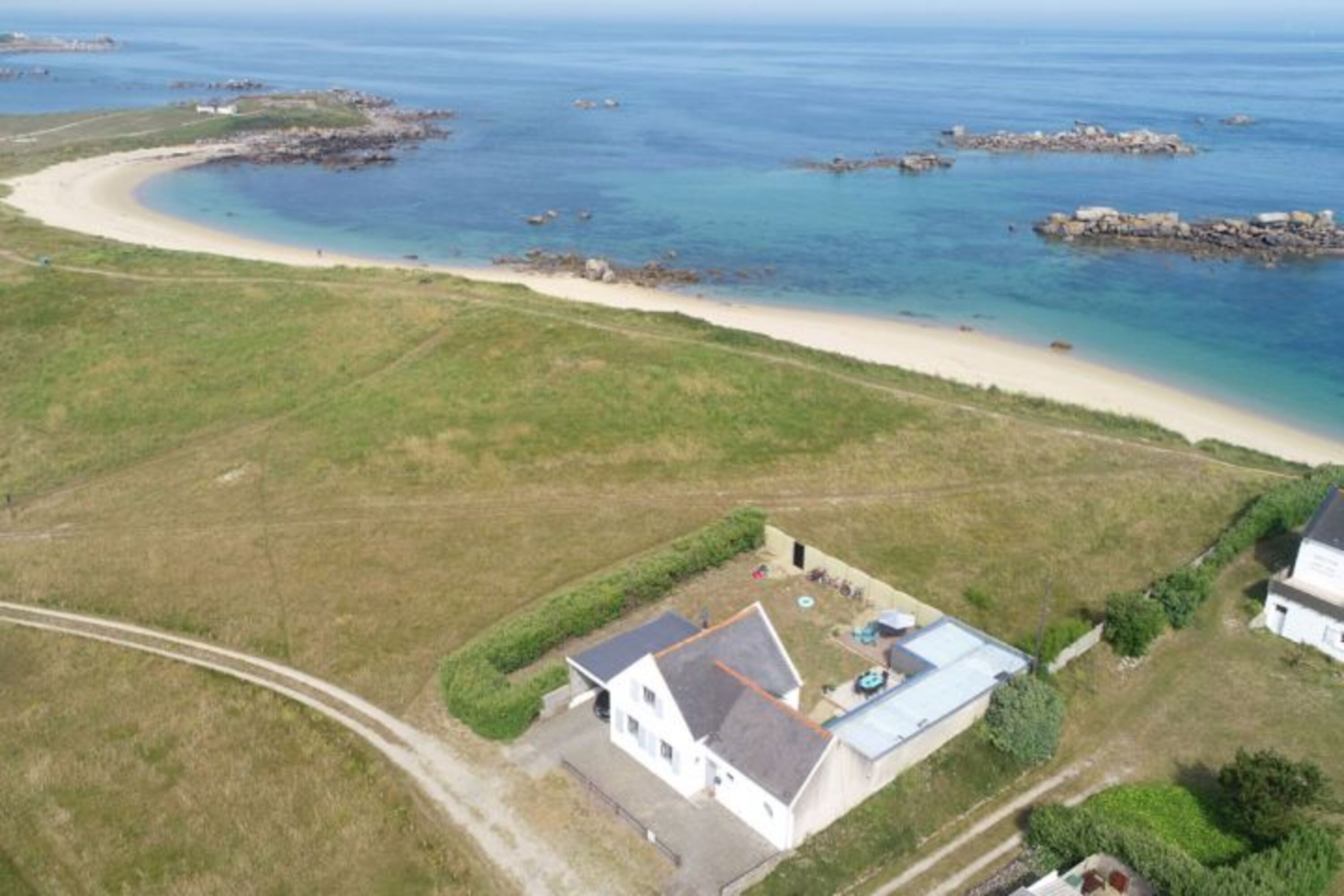 Bretagne : Blick am Meer, direkt am Strand, garten eingeschlossen, Fahrräder, Paddle, Kamin...