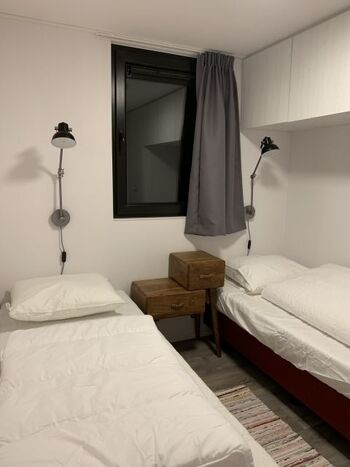 Schlafzimmer 2 mit 2 Einzelbetten