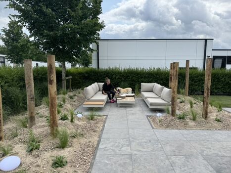 neu gestalteter Lounge-Bereich