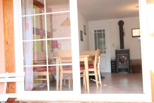 Blick von außen in die Küche