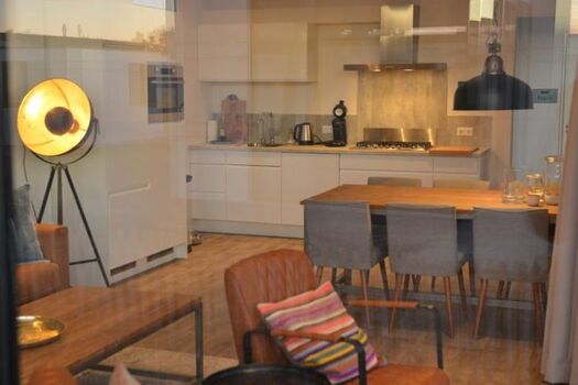 Küche -Essen von der Terrasse aus