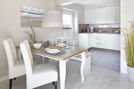 Küche und Essbereich