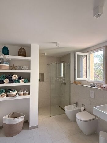 EnSuite Bad zu Schlafzimmer 1