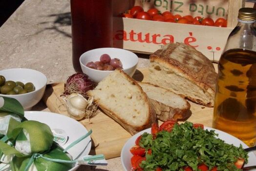 Geniessen Sie ganzjährige italiensche Spezialitäten der Region.