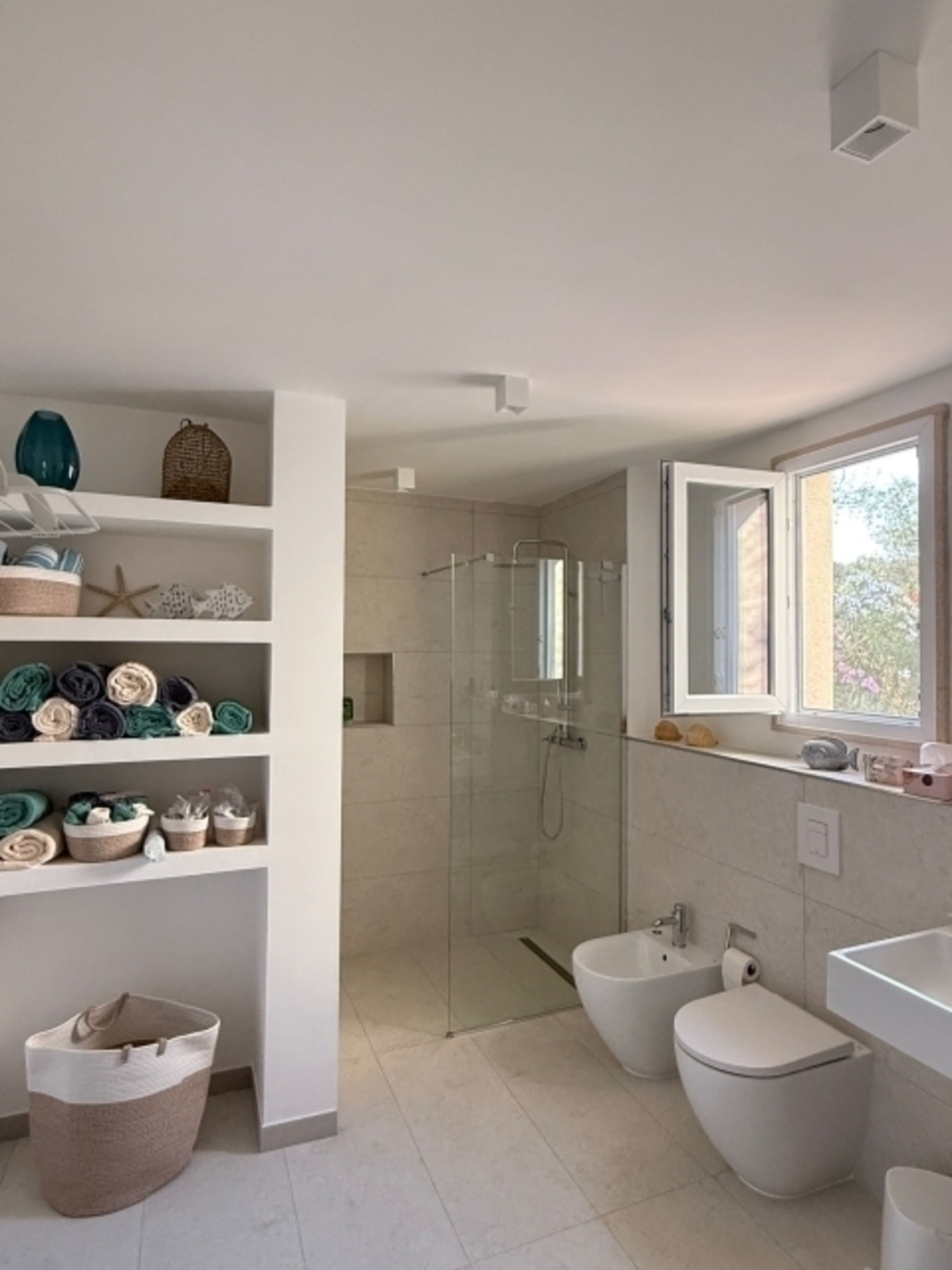EnSuite Bad zu Schlafzimmer 1