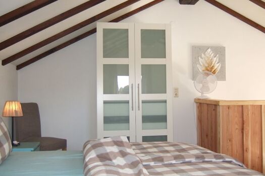 Viel Stauraum für Ihre Urlaubsgarderobe ...