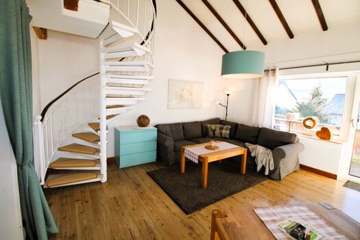 Gemütliches Sofa mit Platz für alle 