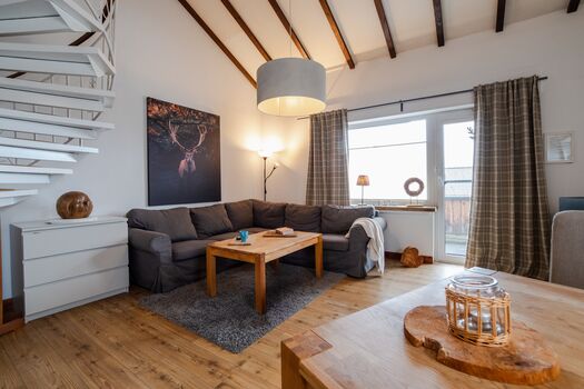 Geräumiges Sofa zum Ausstrecken