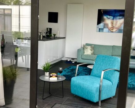 Entspannen bei offenem Panoramafenster