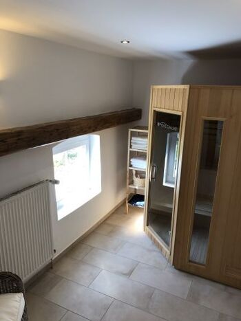 Saunaraum mit Fußbodenheizung