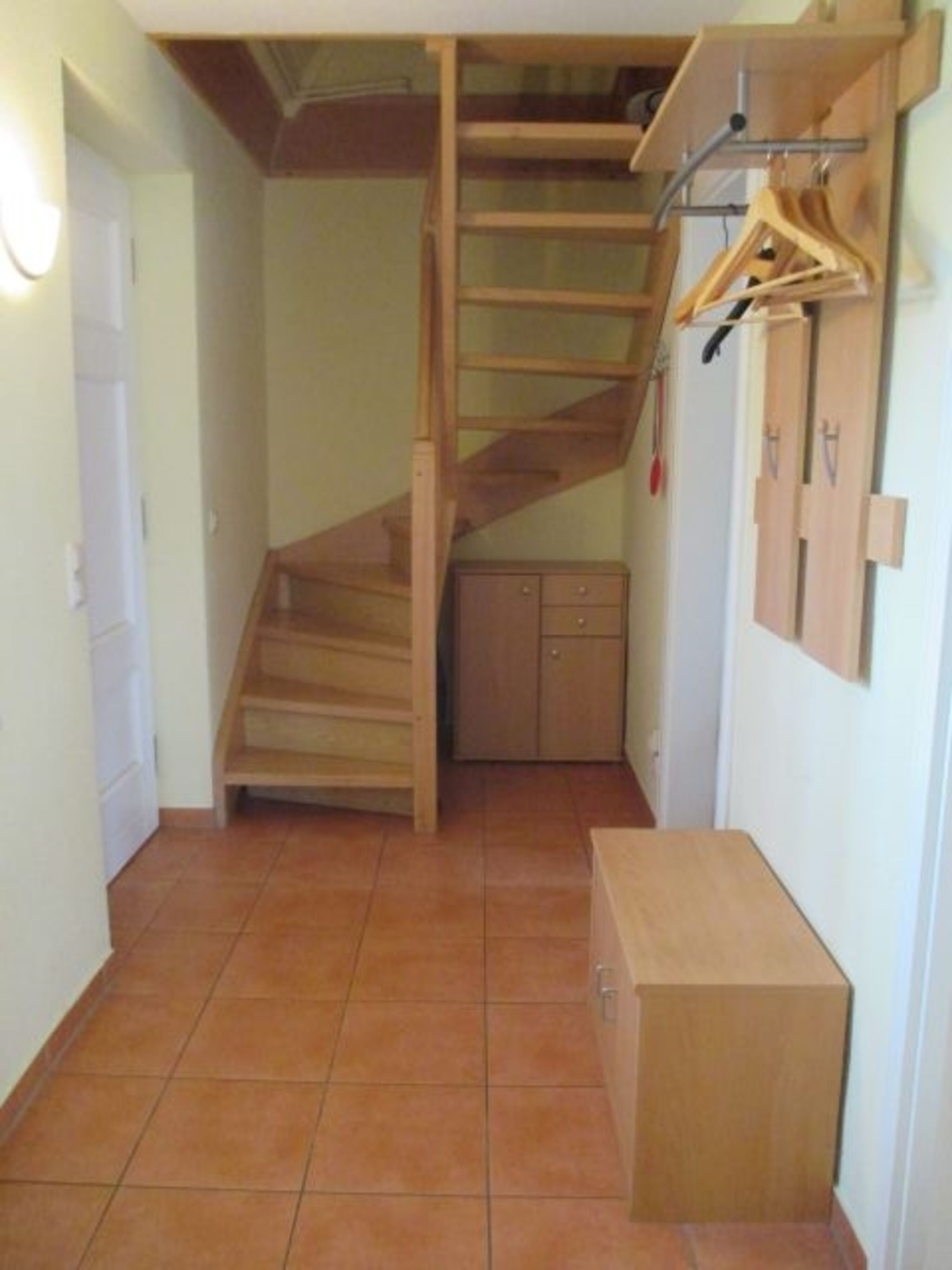 Flur mit Treppe zum Schlafzimmer