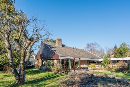 Das schöne Ferienhaus mit großem Garten (2000 m²)