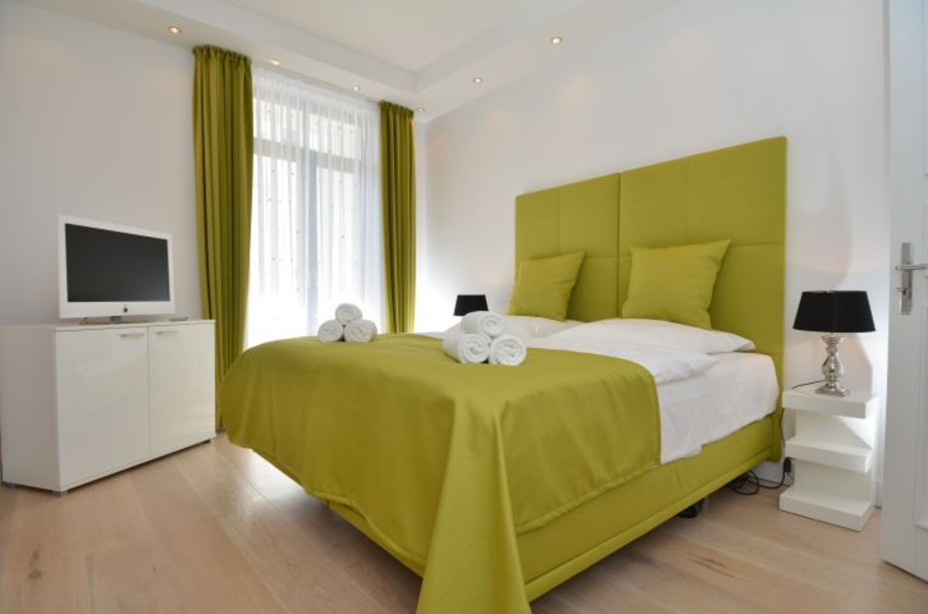 1. Schlafzimmer