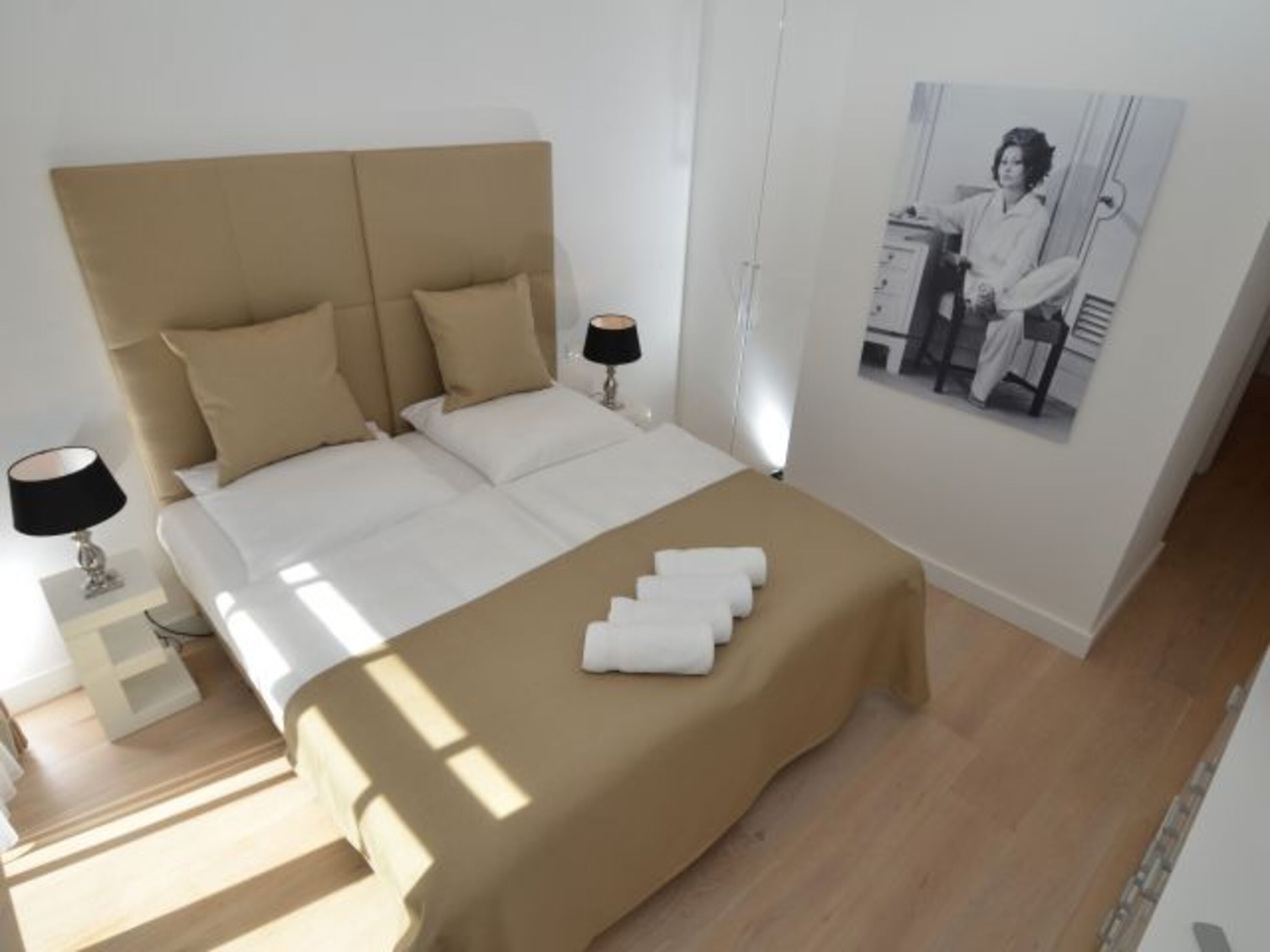 2. Schlafzimmer
