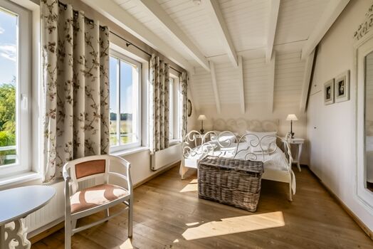 Reetdachhaus Kranich - Schlafzimmer 1