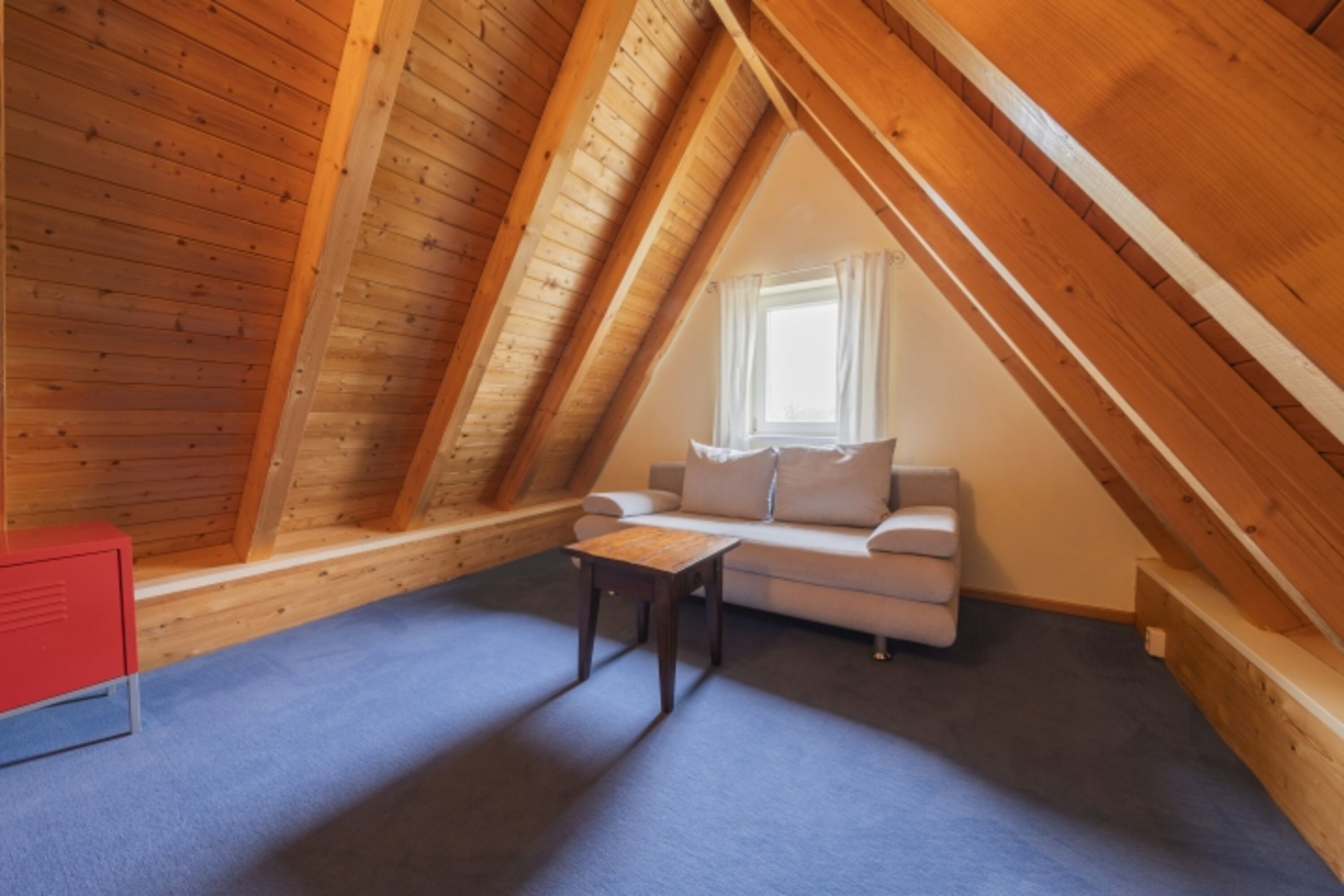 Reetdachhaus Kranich - Spitzboden mit Aufbettung