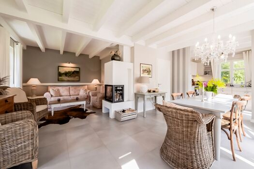 Essbereich/Wohnbereich