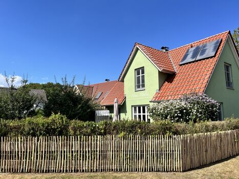 Außenbereich / komplett umzäunter Garten