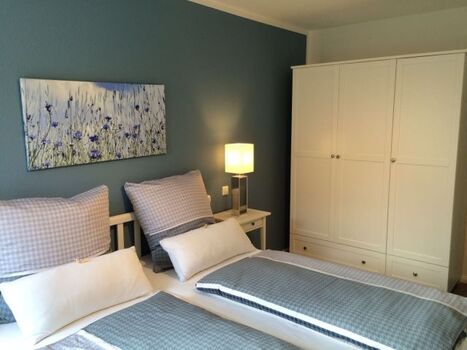 "blaues" Schlafzimmer - barrierefrei